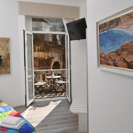 Boutique Joyce Hotel 4*