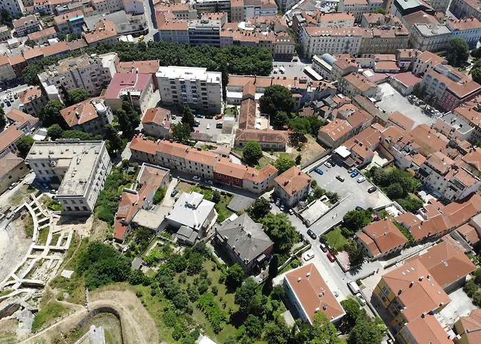 Boutique Joyce Hotell