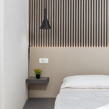 Boutique Joyce 4* بولا