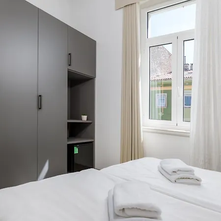 فندق Boutique Joyce 4*