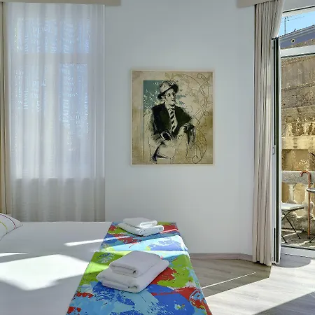 Boutique Joyce 4* Πούλα