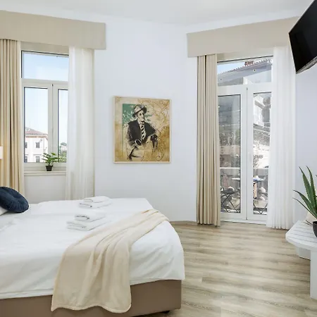 Ξενοδοχείο Boutique Joyce 4*