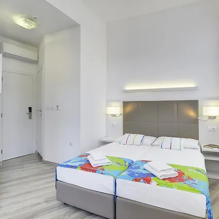 Ξενοδοχείο Boutique Joyce 4*