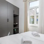 فندق Boutique Joyce 4*