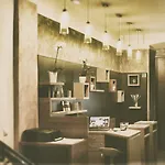 Boutique Joyce 4* بولا
