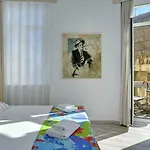 Boutique Joyce 4* بولا